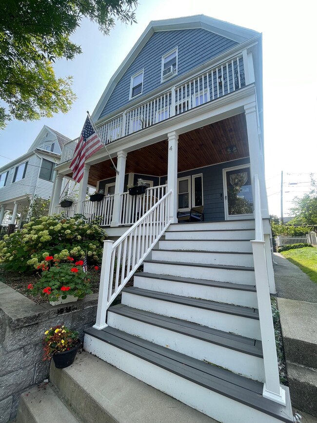 Building Photo - 4 Ossipee Rd Unit 1