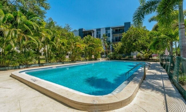 Building Photo - Nordica Bay Rental