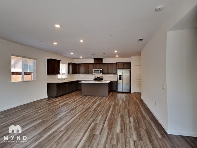Photo - 1688 Bullock Dr