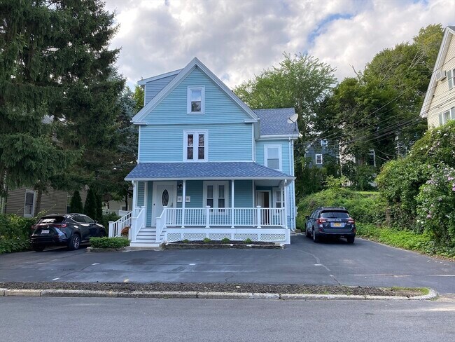 Building Photo - 15 Pennsylvania Ave Unit 1 Rental