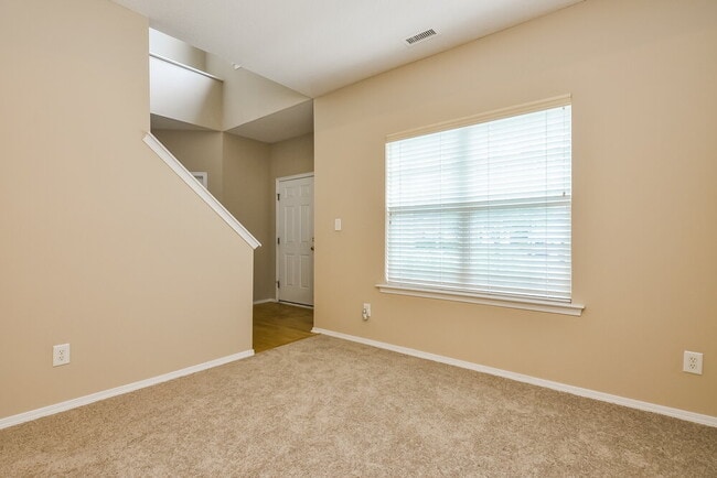 Photo - 5609 Enoree Ln