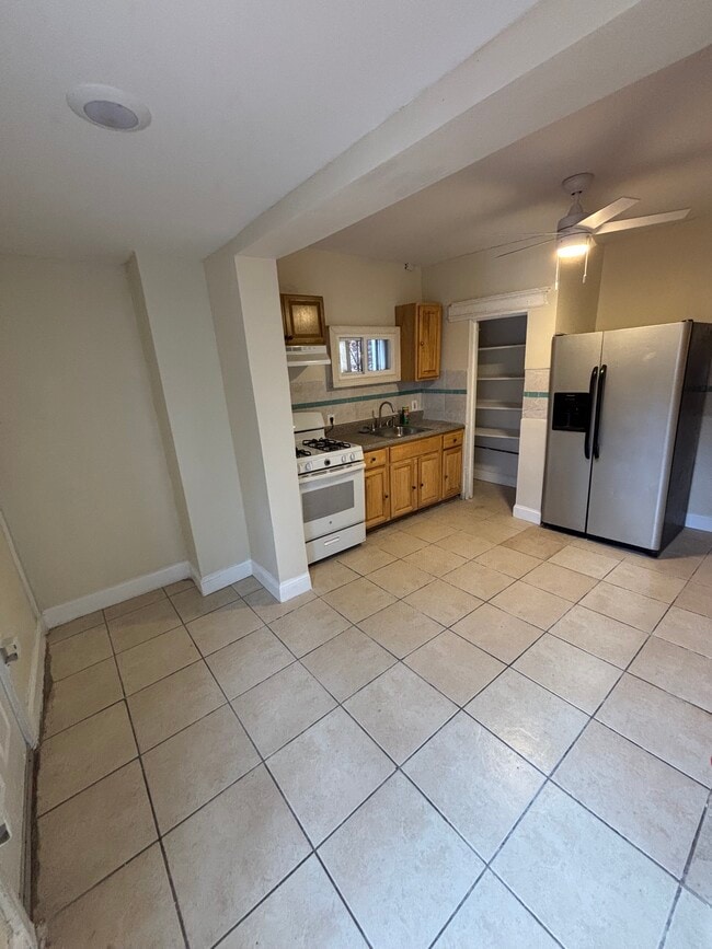 Photo - 214 S 11th St