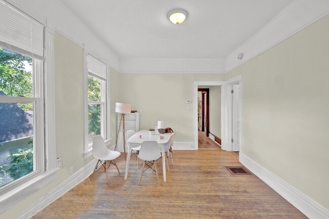 2142 Maple Ave Unit House