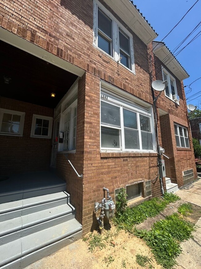 Photo - 1243 Dayton St