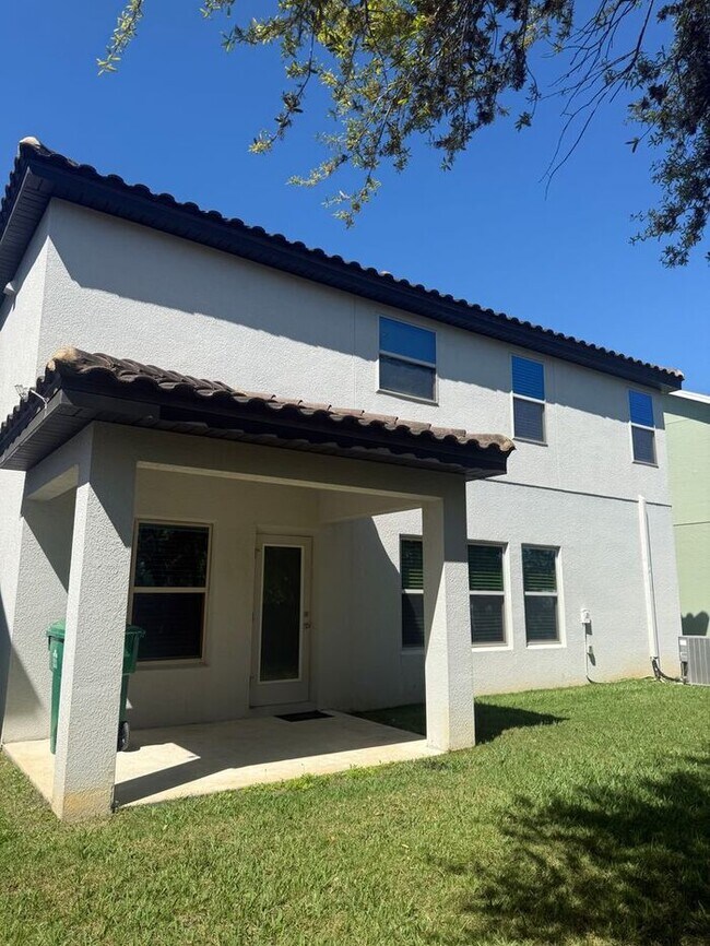 Photo - 2 Story Home in JOHNS LAKE POINTE, WINTER GARDEN