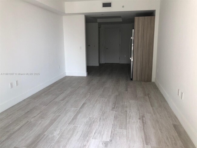 Photo - 121 NE 34th St Unit 503