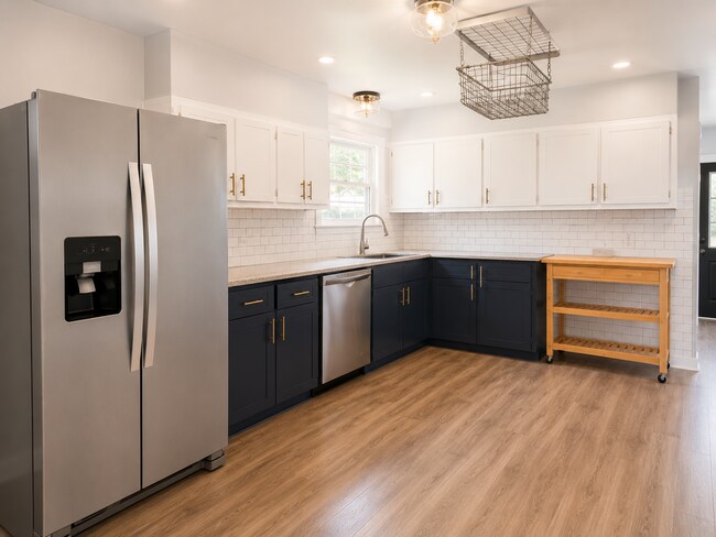Photo - Charming Central Lubbock Home 3/2 with Gorgeous Updates Throughout!