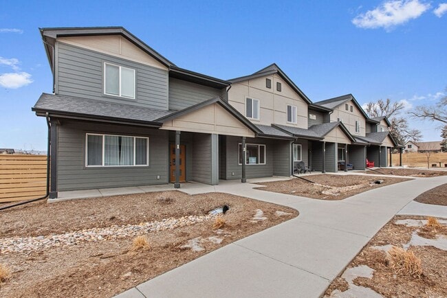 Photo - Students Welcome! Two Story 3 Bed 2.5 Bath Town Home North Fort Collins