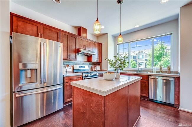 Photo - 3454 31st Dr