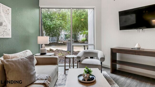 9301 Summit Centre Way Unit 1218