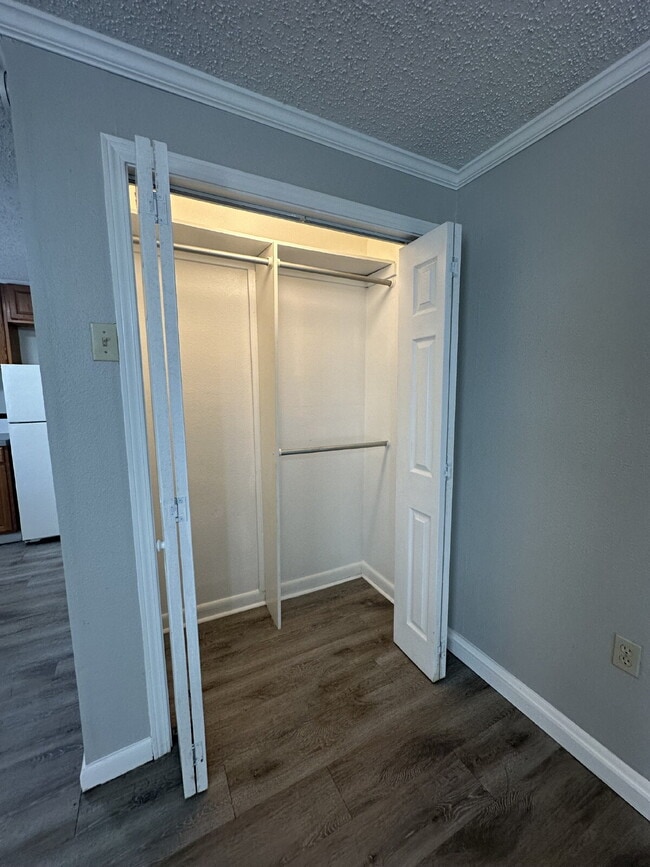 Photo - Pre-Leasing for Summer/Fall 2026 - Efficiency back house in Tech Terrace