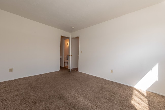 Photo - Rosewood Park Apartments