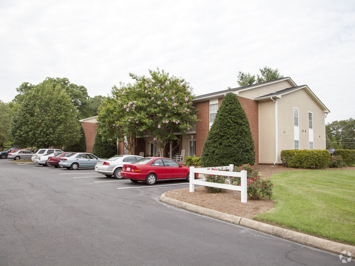 Photo - River Pointe Apartments