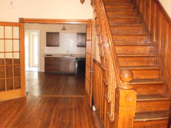 Photo - 936 W 3rd St Unit 936 West Third Street