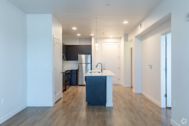 1BR-1BA-742SF-Reavis-Living Room