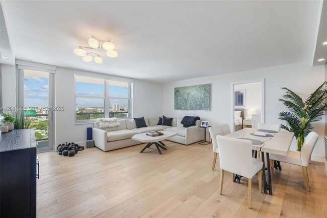 Building Photo - 9511 Collins Ave Unit 1210