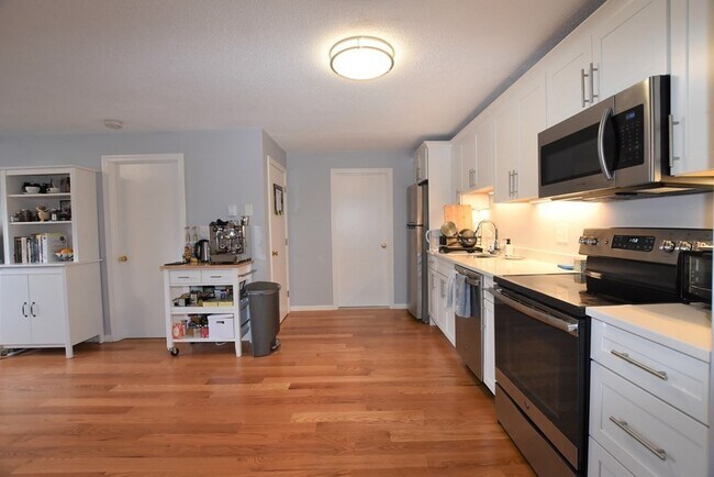 Photo - 88 Charles St Unit 1