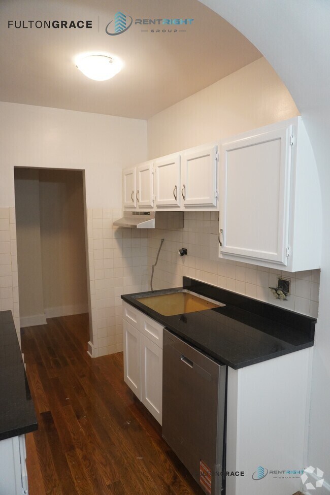 Building Photo - 426 W Briar Pl Unit E1 Rental