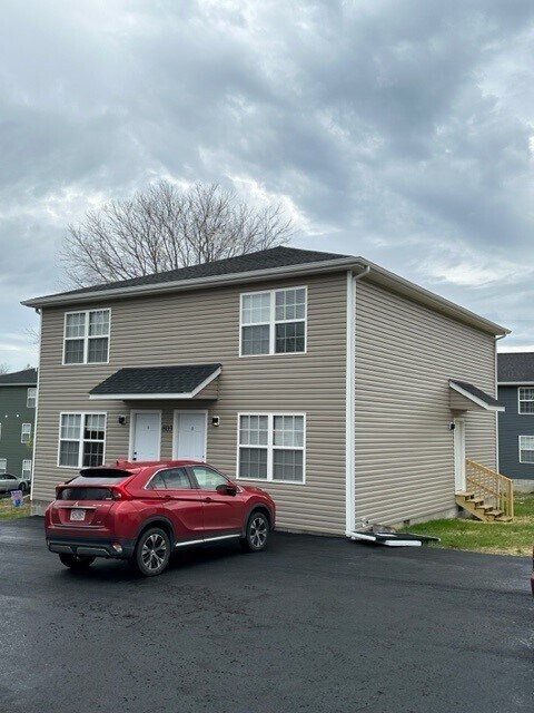 Building Photo - 803 Old Corbin Pike Rd Unit 1