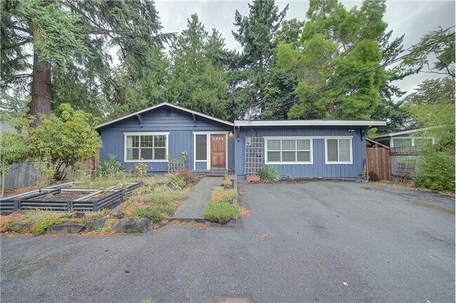 Photo - 816 NE 120th St