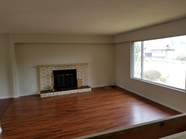 Photo - 6715 St Charles Pl