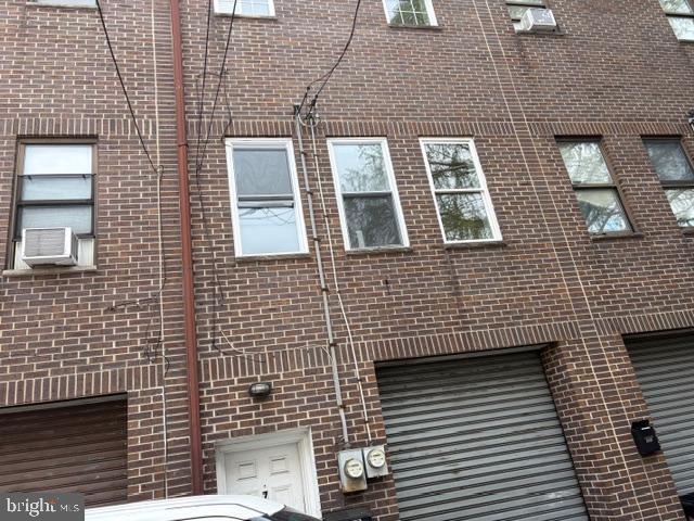 Photo - 755 S Jessup St