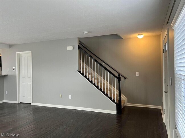 Photo - 109 Gifford Rd