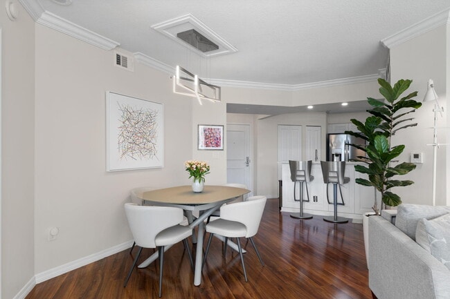 Photo - 347 N New River Dr E Unit 610