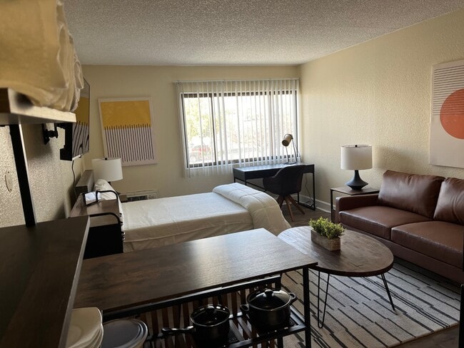 Furnished Studio