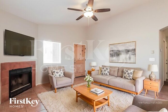 Photo - 3392 W Vía Campana De Oro