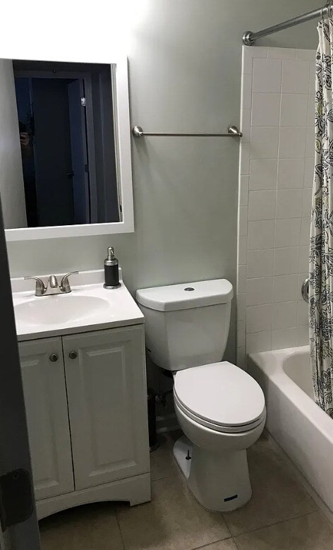 Photo - 848 Myrtle St NE