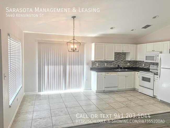 Photo - 5440 Kensington St