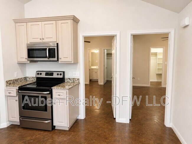Photo - 2308 S 3rd St Unit A
