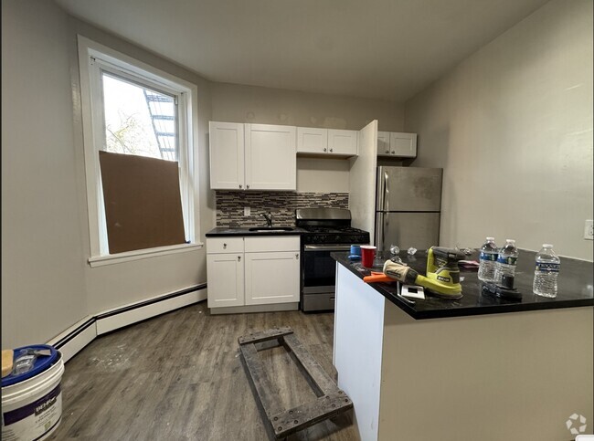 Building Photo - 176 Ocean Ave Unit 8 Rental