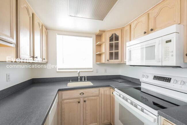 Photo - 10001 E Evans Ave