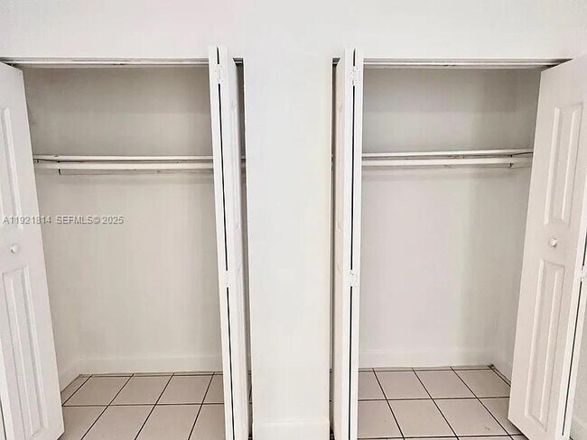 Photo - 2731 NW 27th St Unidad B