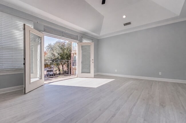 Photo - 28 Versante Ct