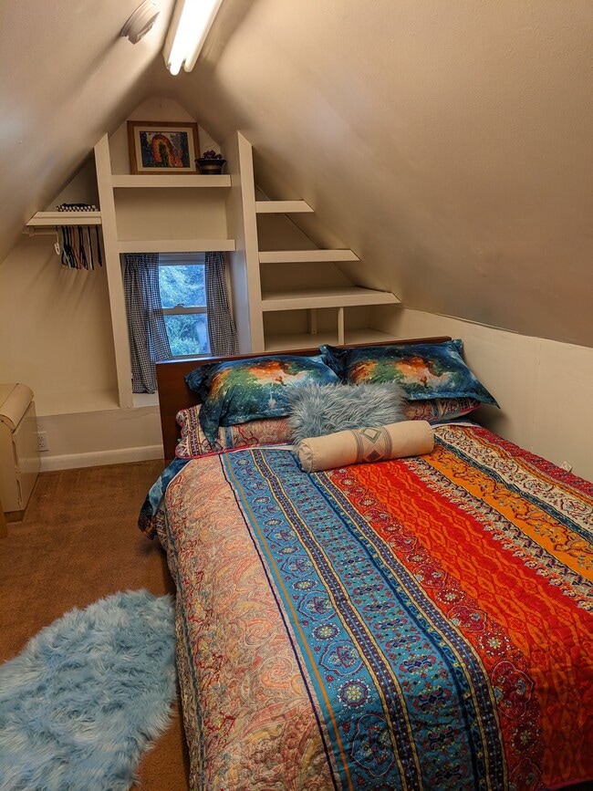 Photo - 4300 8th St NW