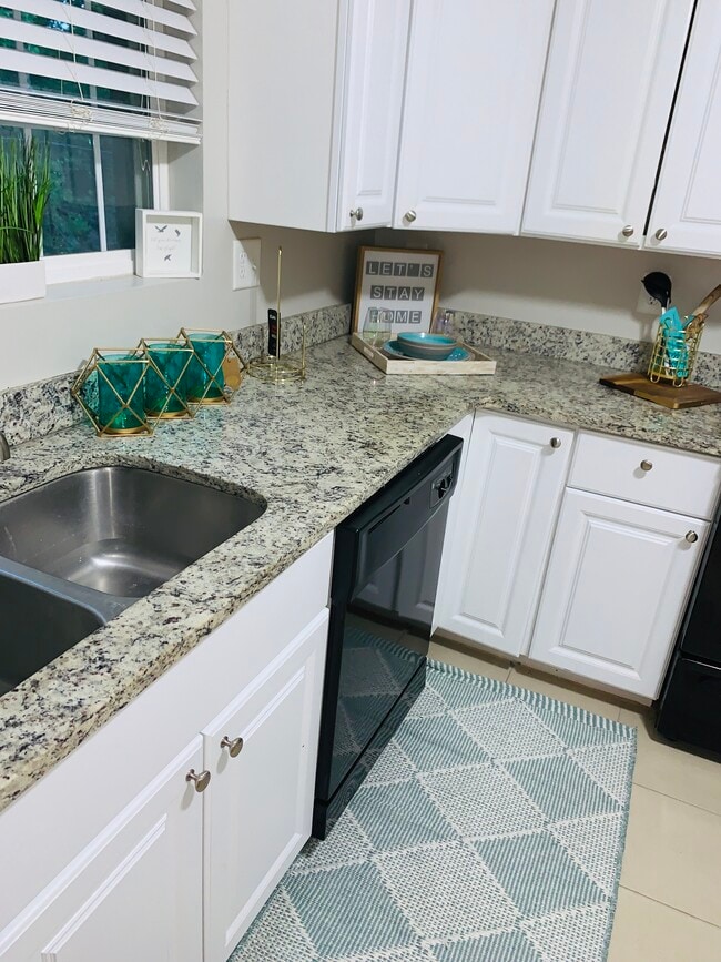 Beautiful Granite Counter Tops In Every Apartment!