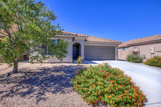 Welcome to this charming 3 bedroom, 2 bath... - Welcome to this charming 3 bedroom, 2 bath... Casa