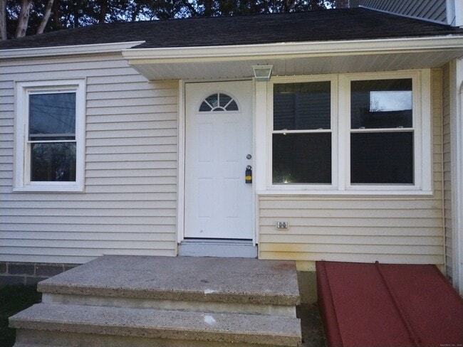 Photo - 48 Dupont Pl