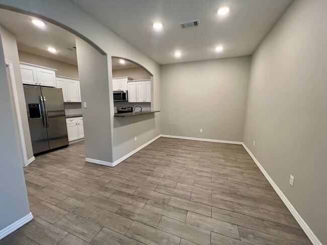 Photo - 9916 Landry Dr