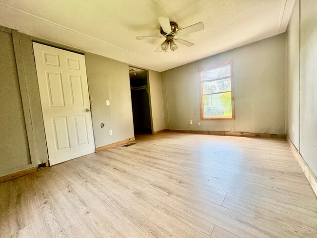 Photo - 1056 Pecan Dr