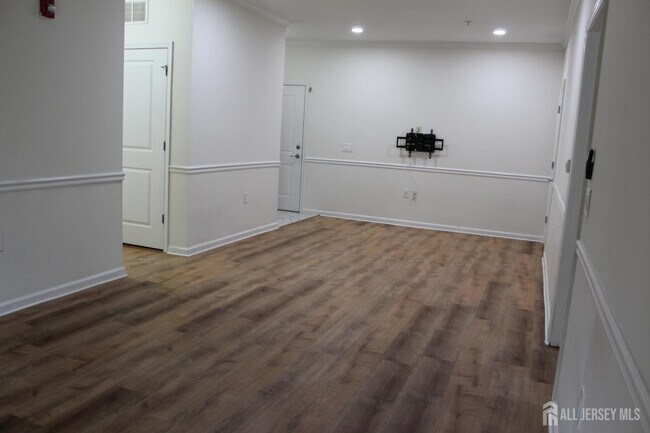 611 Doral Ct