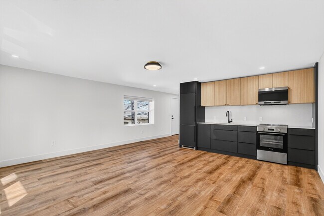 Photo - 3400 Tennyson St