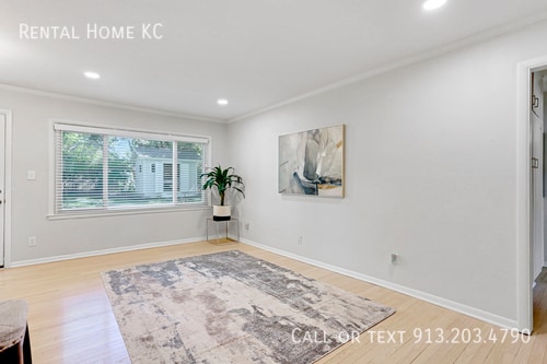 Photo - 5906 W 75th Terrace