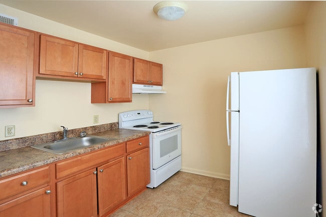 Photo - Maple Point Apartments