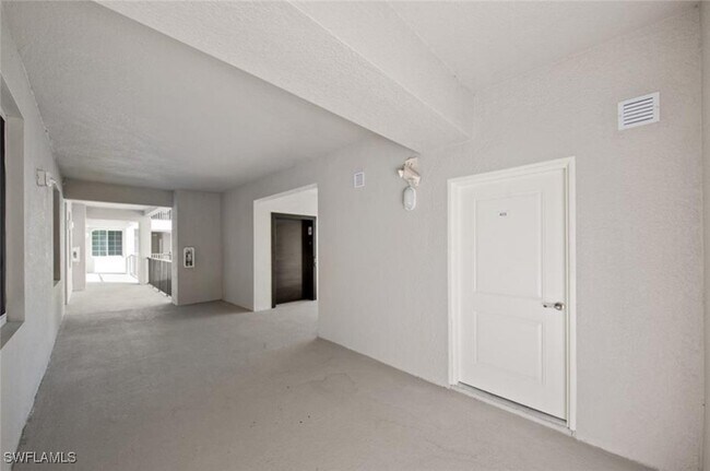 Photo - 18461 Copperhead Ct N Ct Unit 423
