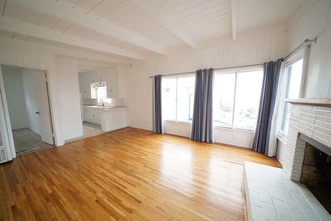 Photo - 2461 Palm Dr House