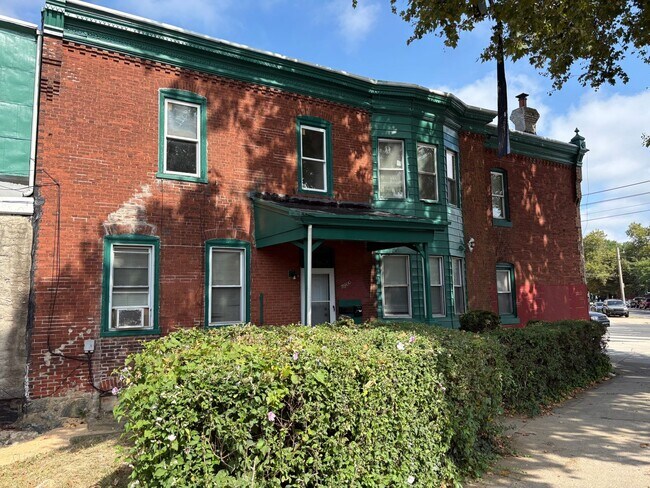 Building Photo - 5900 Haverford Ave Unit B